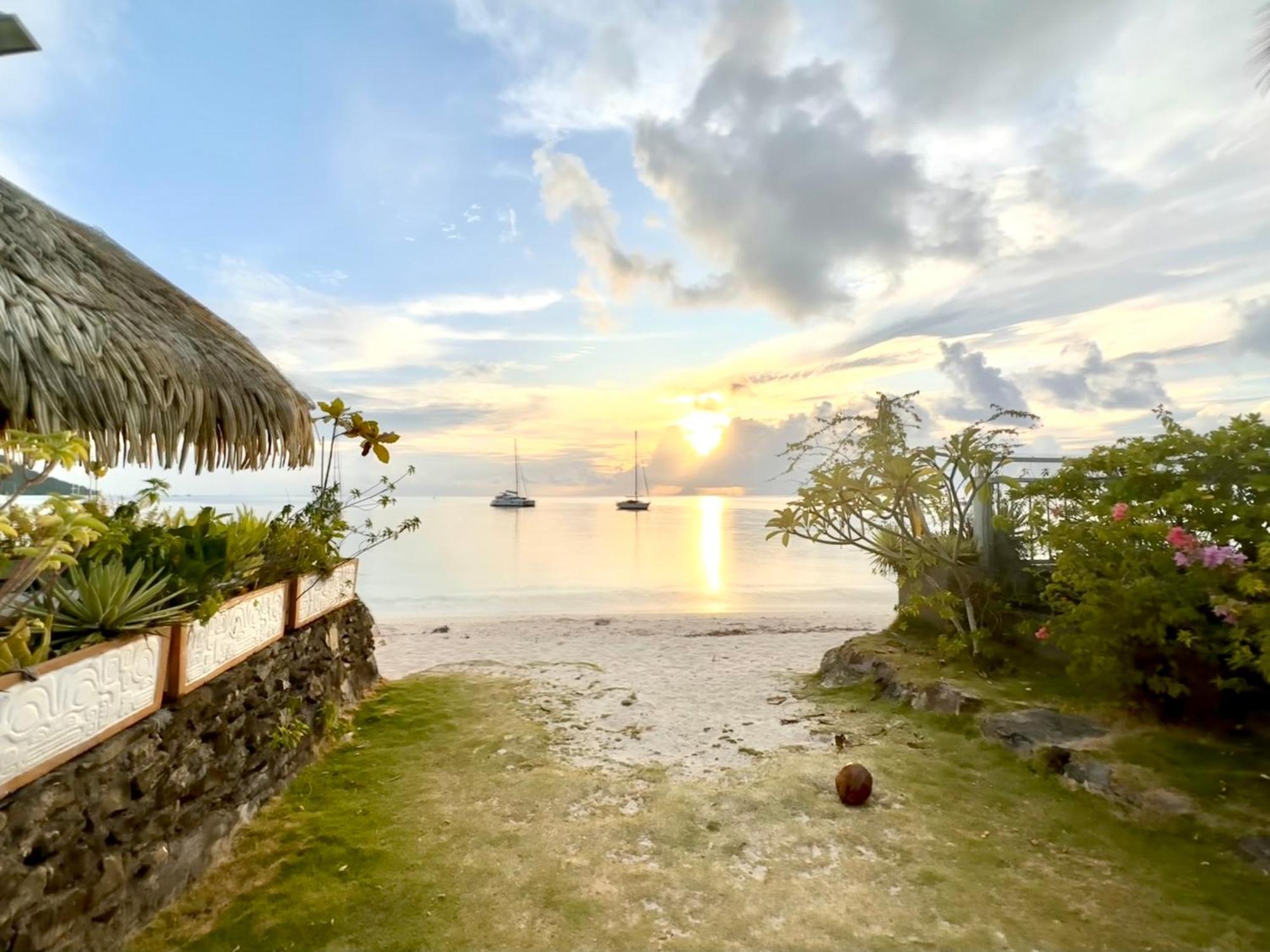 Meri Lodge Huahine « Room Of Marta » Fare Exterior foto