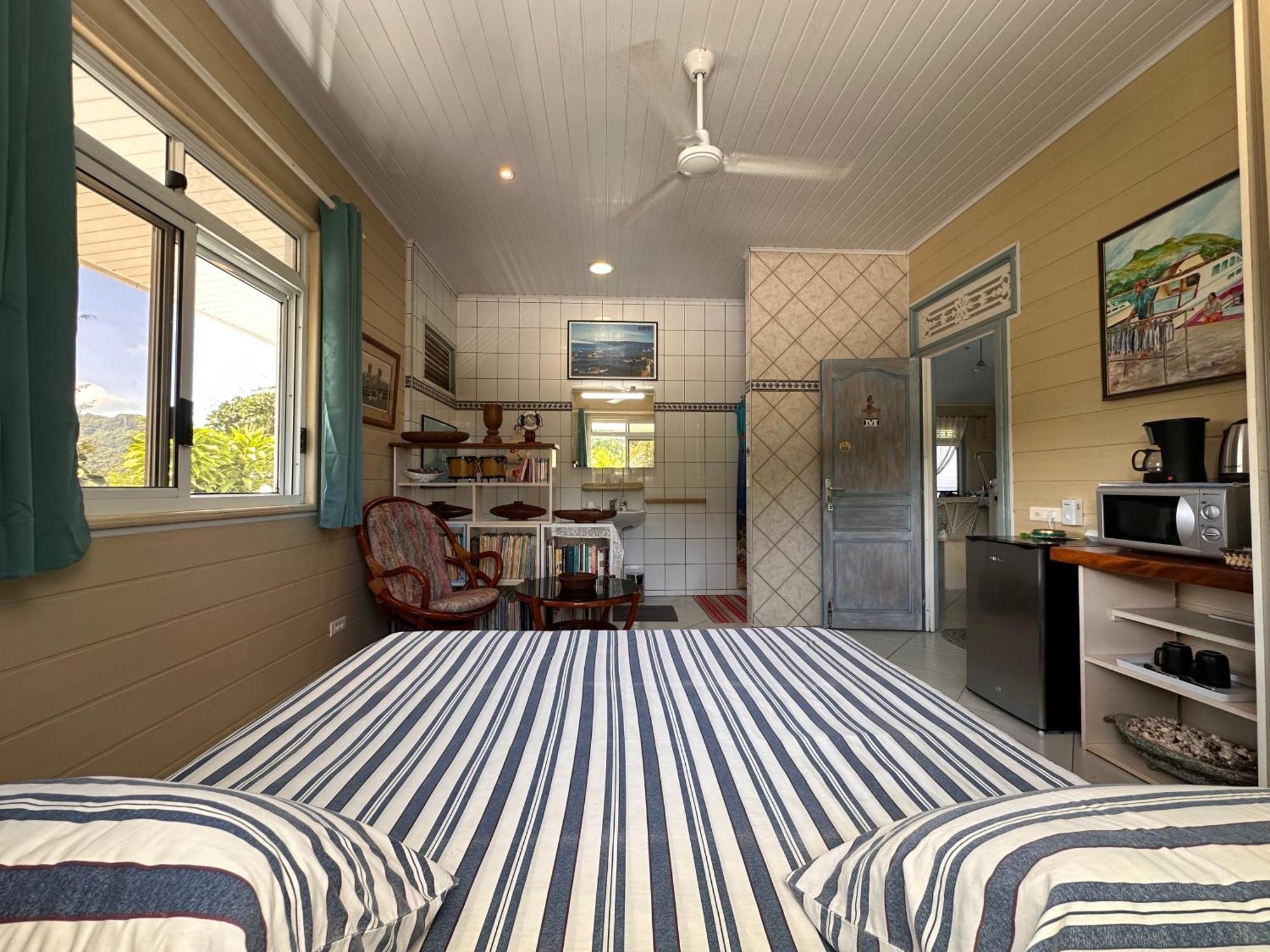 Meri Lodge Huahine « Room Of Marta » Fare Exterior foto